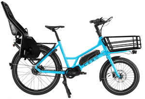 Black Yepp Maxi Child Seat on a blue CERO One bike